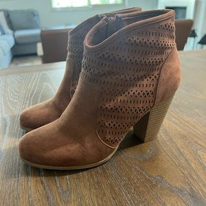 Nine West Boots- Size 7 1/2